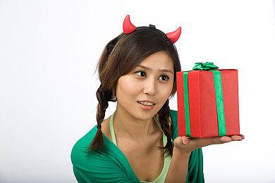 同名密室改编游戏《人魅》公开 发售日期待定